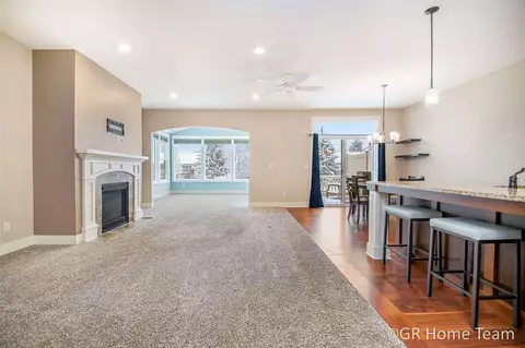 504 W Abbey Ml, Ada, MI 49301 photo 2