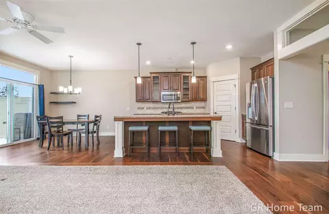 504 W Abbey Ml, Ada, MI 49301 photo 6