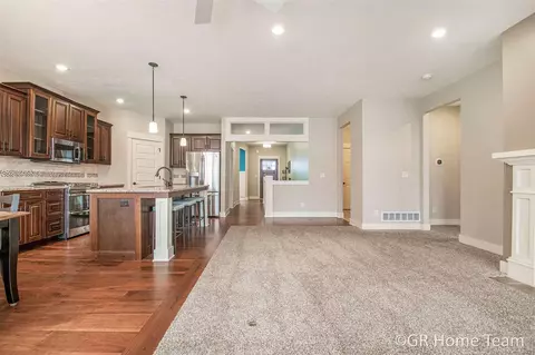 504 W Abbey Ml, Ada, MI 49301 photo 8
