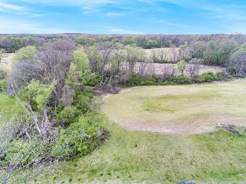 4600 Nantucket Dr UNIT 11, Jackson, MI 49201