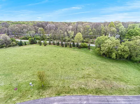 4900 Nantucket Dr UNIT 2, Jackson, MI 49201