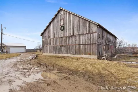 3707 146th, Hamilton, MI 49419 photo 31