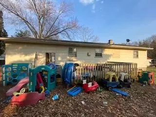 511 Maple, Albion, MI 49224 photo 13