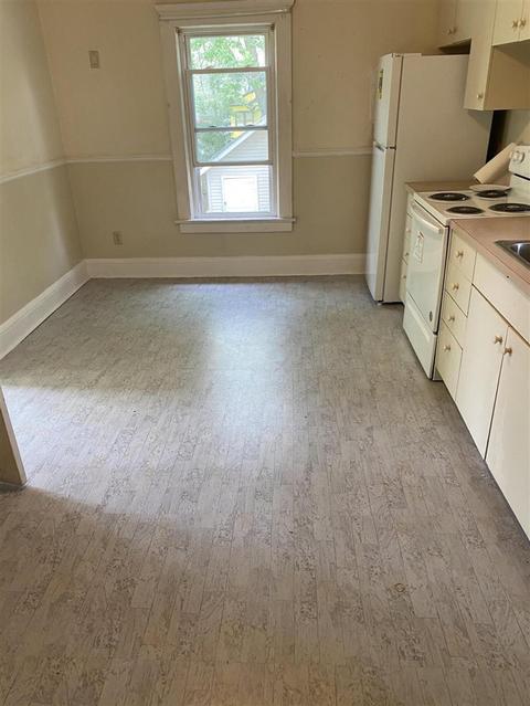 808 Bush Street St, Jackson, MI 49202 photo 3