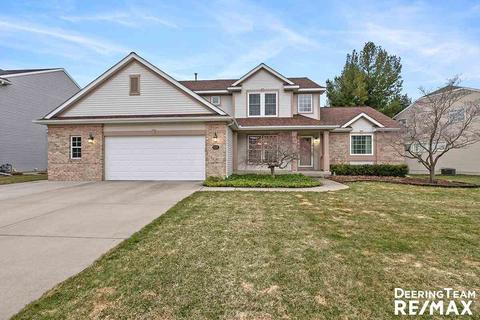 625 S Whitman, Ada, MI 49301 photo 1