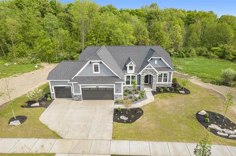 3933 Autumn Acres, Rockford, MI 49341