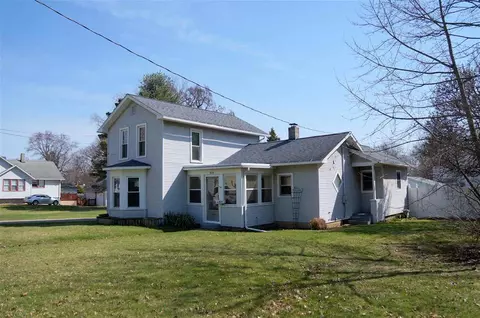 915 Allen, Jackson, MI 49202 photo 24