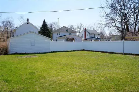 915 Allen, Jackson, MI 49202 photo 29
