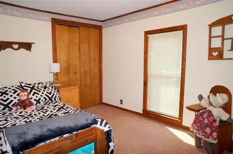 915 Allen, Jackson, MI 49202 photo 20