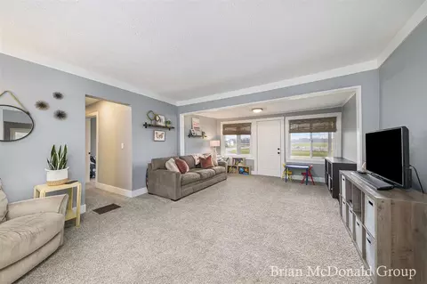 848 106th, Plainwell, MI 49080 photo 5