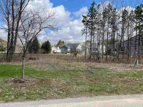 6869 Edenbridge, Spring Lake, MI 49456