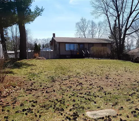619 E Hanson, Whitehall, MI 49461 photo 1