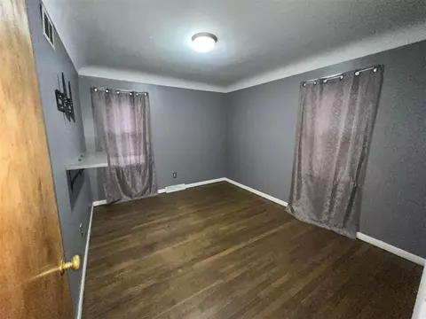 36680 Mcbride, Romulus, MI 48174 photo 9