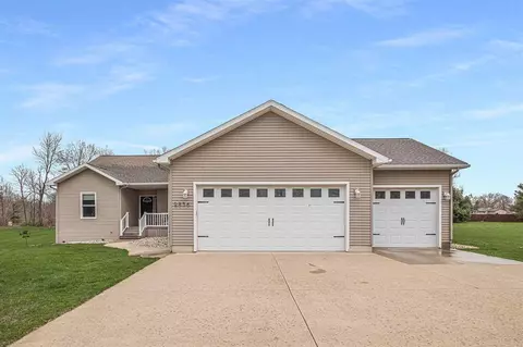 2836 Carson, Adrian, MI 49221 photo 1
