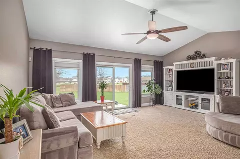 2836 Carson, Adrian, MI 49221 photo 9