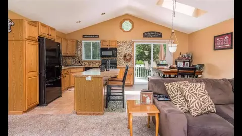 7310 Hallridge, Belding, MI 48809 photo 4
