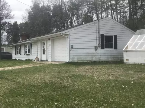 5696 Paradise, Reading, MI 49274 photo 2