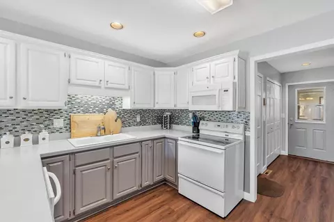 1645 Bunting, Jackson, MI 49201 photo 17