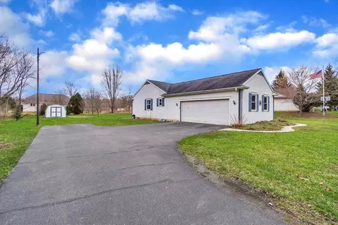 1645 Bunting, Jackson, MI 49201 photo 2