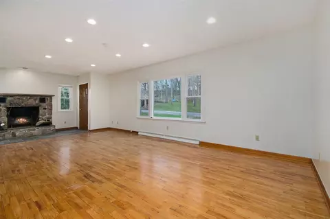 401 W Jackson, Augusta, MI 49012 photo 4