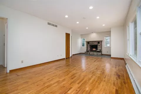 401 W Jackson, Augusta, MI 49012 photo 2