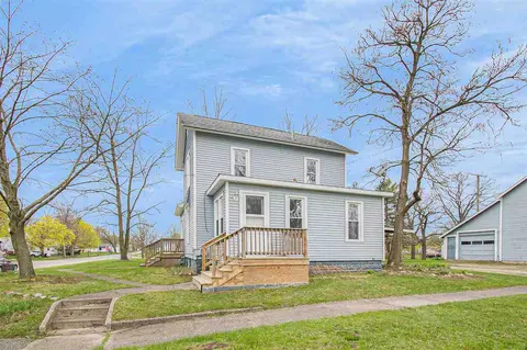 440 E Michigan, Three Rivers, MI 49093 photo 2