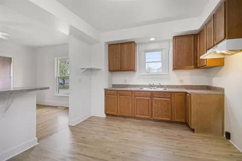 440 E Michigan, Three Rivers, MI 49093 photo 11