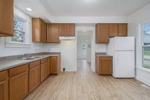 440 E Michigan, Three Rivers, MI 49093 photo 8