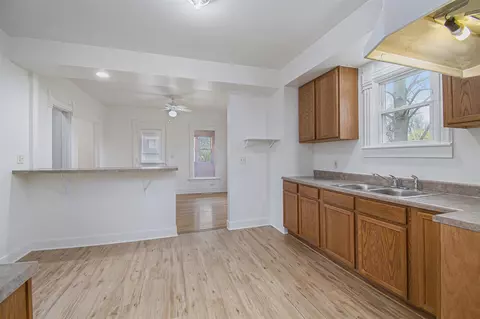 440 E Michigan, Three Rivers, MI 49093 photo 9