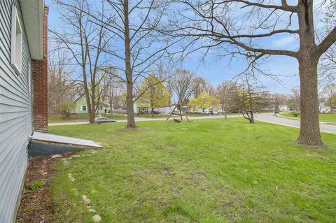 440 E Michigan, Three Rivers, MI 49093 photo 5