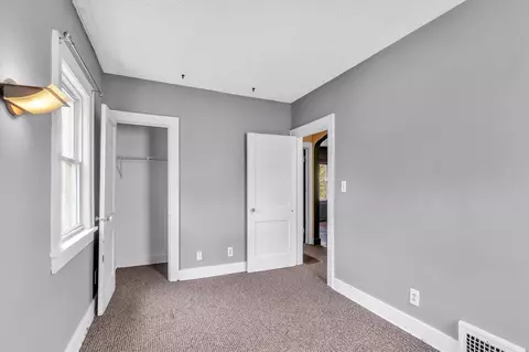 828 Eaton, Jackson, MI 49202 photo 31