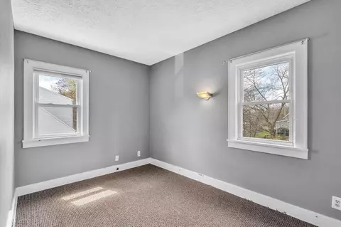 828 Eaton, Jackson, MI 49202 photo 30