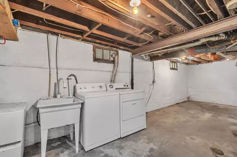 828 Eaton, Jackson, MI 49202 photo 40