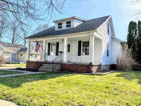 421 Clark, Big Rapids, MI 49307 photo 1