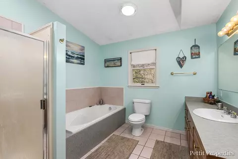 5186 Ada, Ada, MI 49301 photo 12
