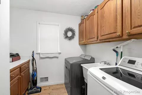 5186 Ada, Ada, MI 49301 photo 10