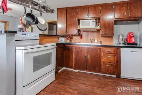 323 S Baldwin, Whitehall, MI 49461 photo 17