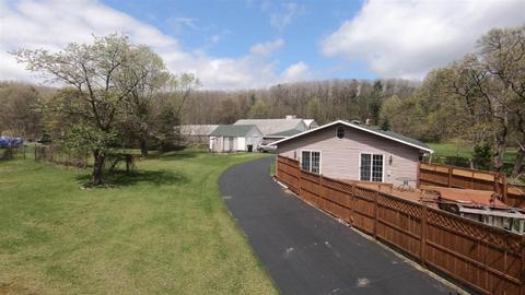 737 Cooper, Newaygo, MI 49337 photo 2