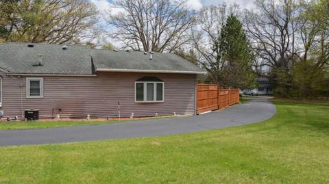 737 Cooper, Newaygo, MI 49337 photo 16