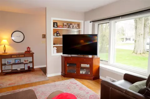 2710 Brookside, Jackson, MI 49203 photo 6