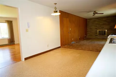 2075 Aldrich, Jackson, MI 49202 photo 7