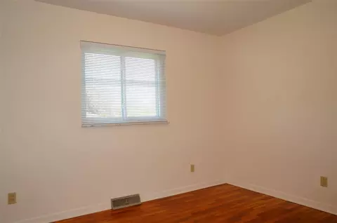 2075 Aldrich, Jackson, MI 49202 photo 15
