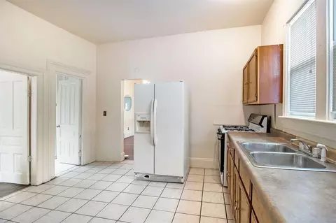 205 Damon, Jackson, MI 49203 photo 6