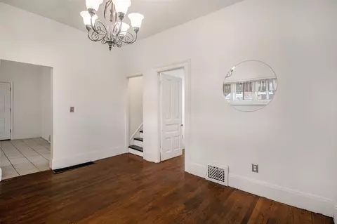 205 Damon, Jackson, MI 49203 photo 9