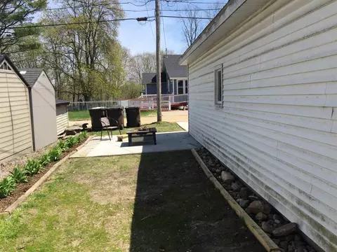 311 E Spruce, Big Rapids, MI 49307 photo 3