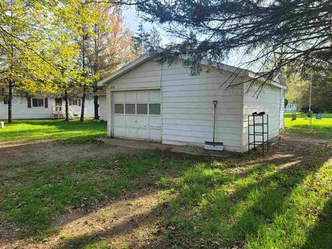 2016 Sequoia, Weidman, MI 48893 photo 7