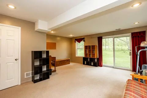 538 Cosmopolitan, Marshall, MI 49068 photo 22