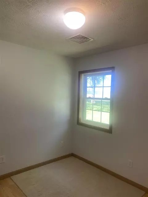 5547 Defield, Coloma, MI 49038 photo 15