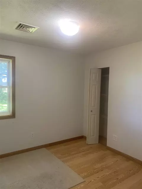 5547 Defield, Coloma, MI 49038 photo 14