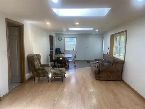 5547 Defield, Coloma, MI 49038 photo 6